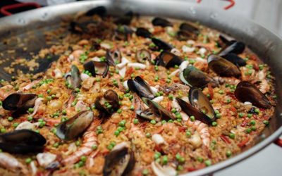 Paella para grupos: Cómo preparar grandes cantidades