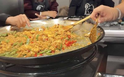 Descubre el arte de la paella – Talleres interactivos en Barcelona