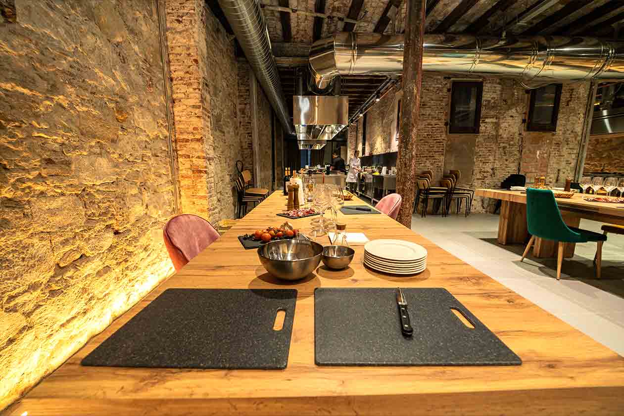 Team Building de cocina en Barcelona, actividades para grupos y equipos de empresas