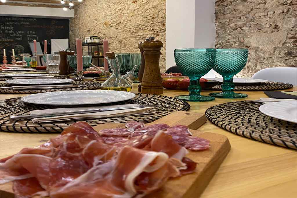 Gastronomic spaces for Cooking Team Building in Barcelona, activities for groups and corporate teams