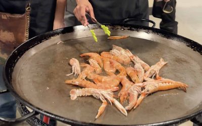 Team cooking experience in Barcelona – Paella Barcelona